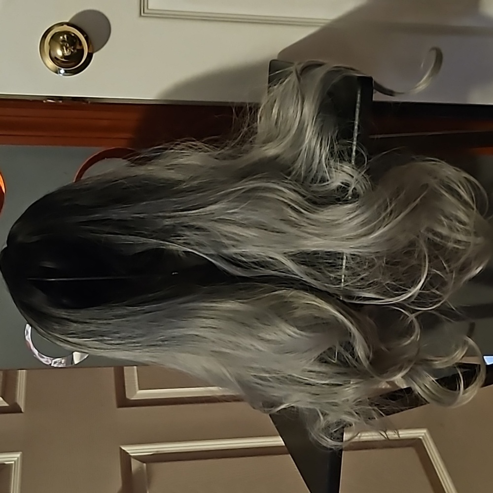 Women 26 Inch wig